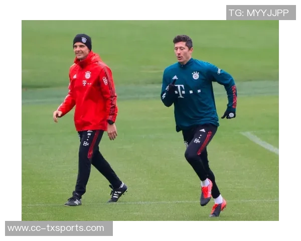 莱万恢复训练状态费兰积极合练克里斯滕森缺席今日训练情况分析 莱万恢复训练状态费兰积极合练克里斯滕森缺席今日训练情况分析