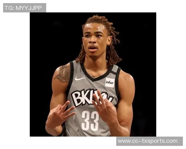 克拉克斯顿在篮网迎来第七个赛季成为球队现存队龄最长球员