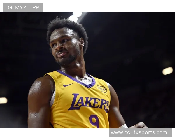 詹姆斯受伤引发的连锁反应东契奇MVP机会增大布朗尼或迎来上场时机